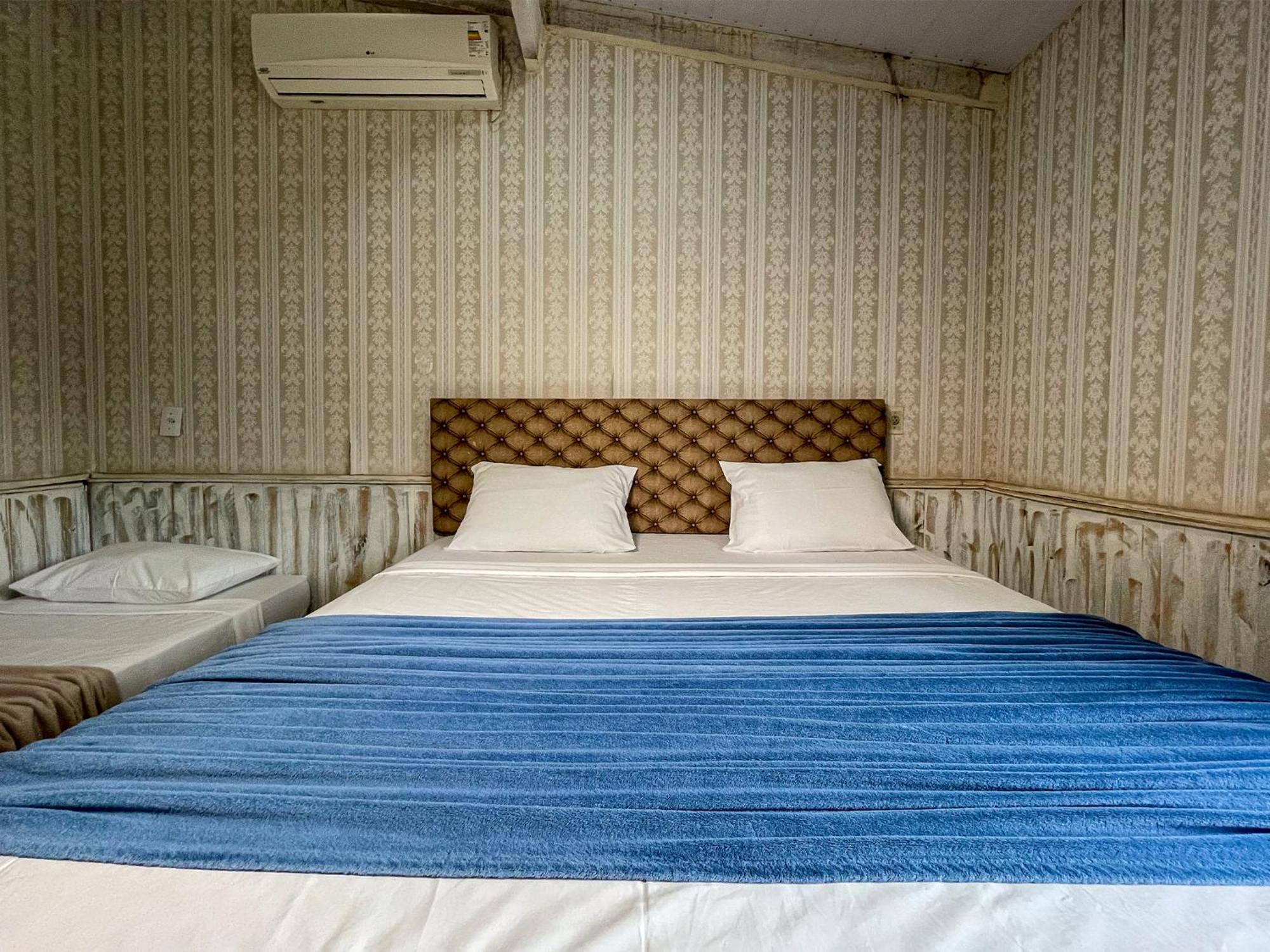 Ranchos 30 Hotel Fazenda Hidrolandia  Екстер'єр фото