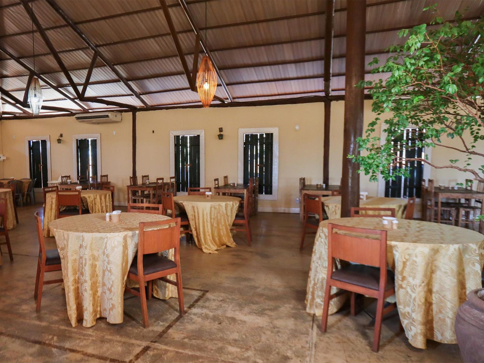 Ranchos 30 Hotel Fazenda Hidrolandia  Екстер'єр фото
